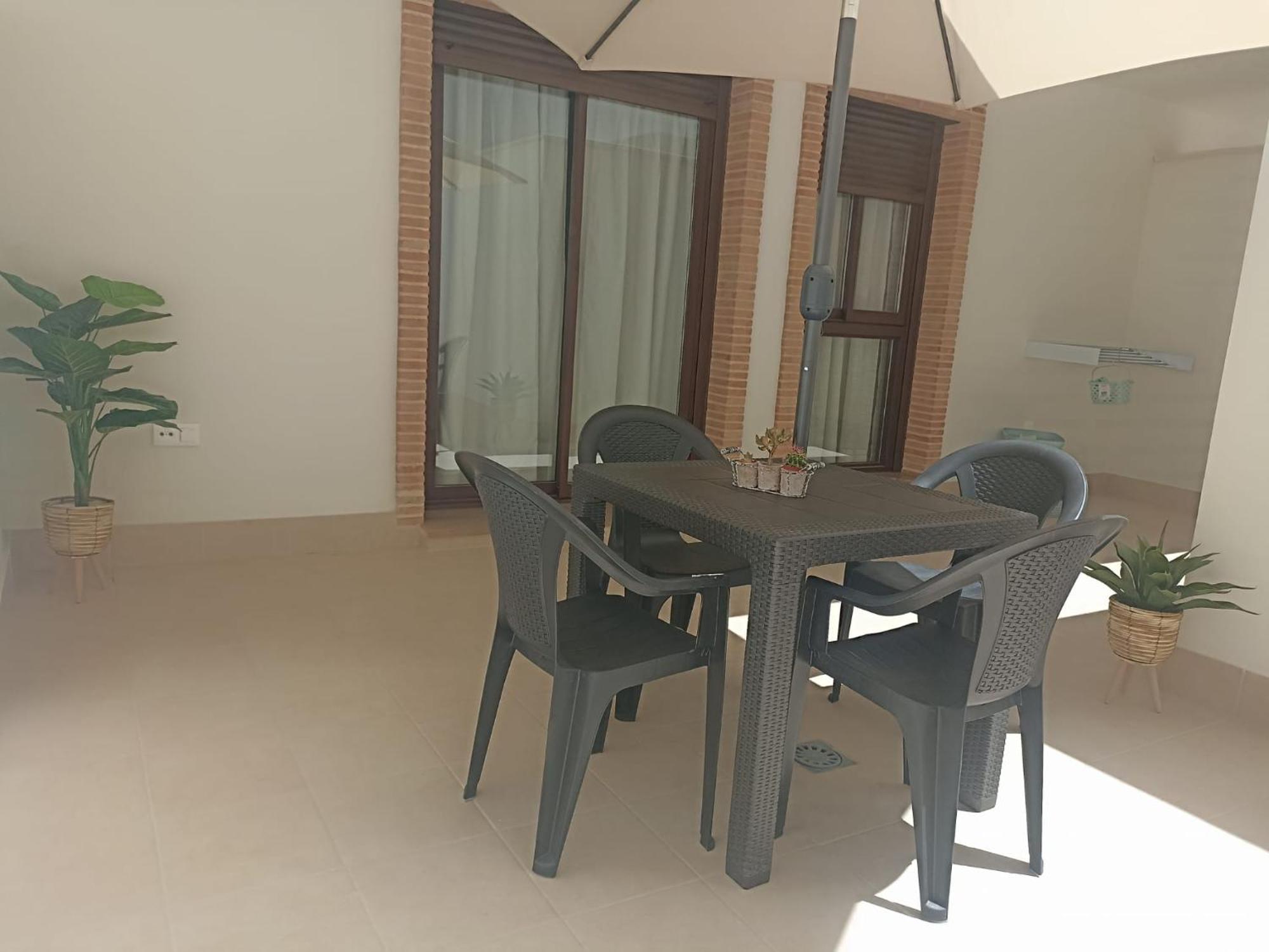 Apartamento Nuevo Centrico Con Aparcamiento Privado Incluido Alcala de Guadaira Exterior photo
